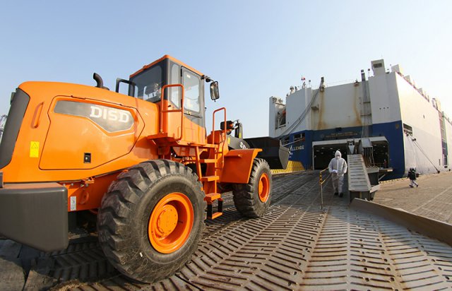 山东港口集团烟台港开通至东非的商品车滚装航线